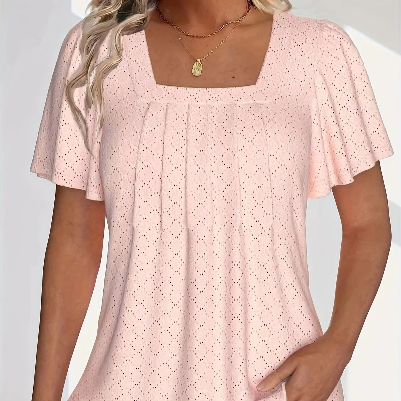 Elin | Mirelle – Blus med fyrkantig halsringning och textur