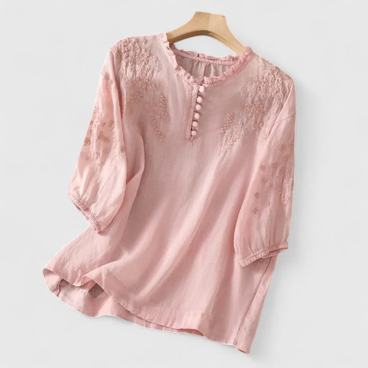 Elin | Sorelia – Blus i bomullsvoile med broderade axlar