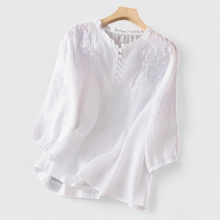 Elin | Sorelia – Blus i bomullsvoile med broderade axlar